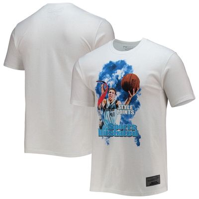 Men's Mitchell & Ness x Sports Illustrated Dirk Nowitzki White Dallas Mavericks Player T-Shirt