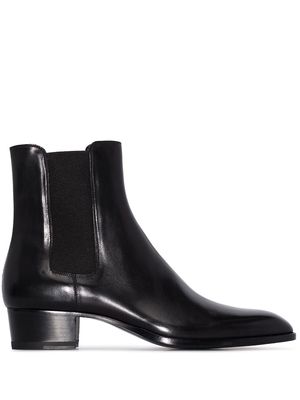 Saint Laurent Wyatt 40 boots - Black