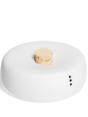 Hands on design Bombetta salt dispenser - White