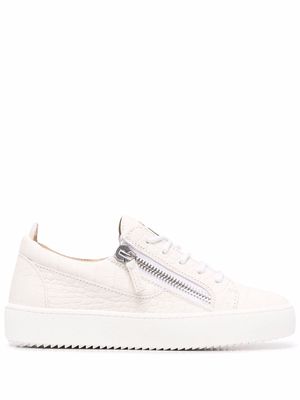 Giuseppe Zanotti Gail crocodile-effect sneakers - White