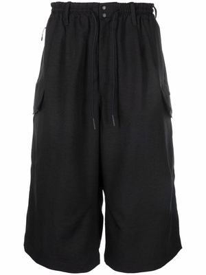 Y-3 drawstring cargo shorts - Black