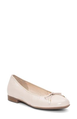 ara Scout Flat in Nude
