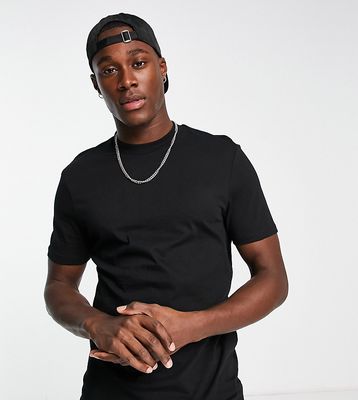 ASOS DESIGN standard fit crew neck T-shirt in black