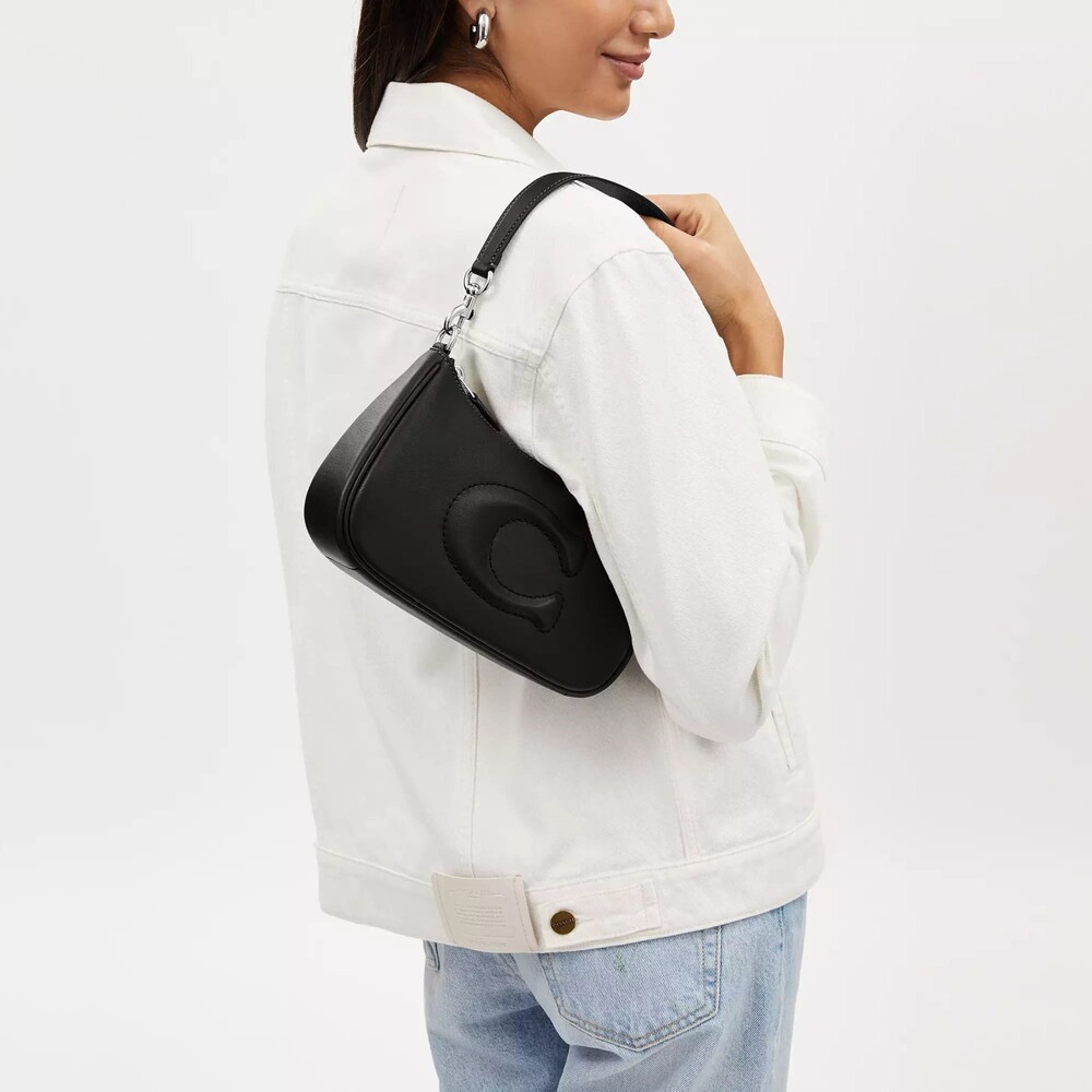Spring Chic: Top Picks for Stylish Black Bags for Spring 2024 1 Best Black Bags for Spring 2024
