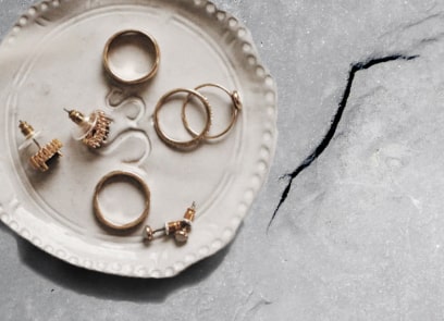 Best Minimalist Jewelry Brands