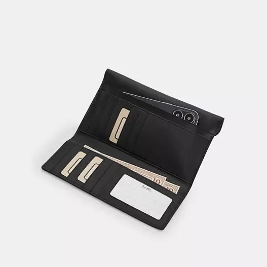 Best Wallets for Spring 2024