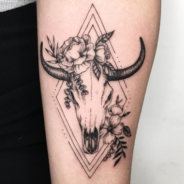 30 Best Bull Skull Tattoo Ideas 10 30 Best Bull Skull Tattoo Ideas