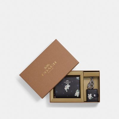 Coach Outlet Boxed Snap Wallet And Picture Frame Bag Charm With Snowman Print - Blue