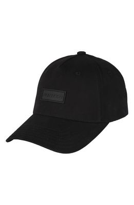 Hunter Logo Baseball Cap in Black