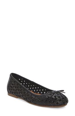 Lucky Brand Mogeni Ballet Flat in Black Dexter
