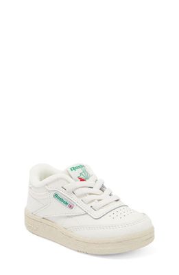 Reebok Club C Sneaker in Chalk/Chalk/Glegrn