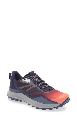 Saucony Triumph 20 Running Shoe in Night Lite