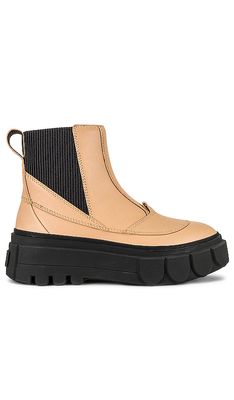 Sorel Caribou Boot in Brown